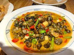 -头上红煨盐鸡·非遗院子餐厅