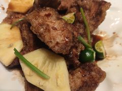 -八府香鸭·啫啫煲(华山路店)