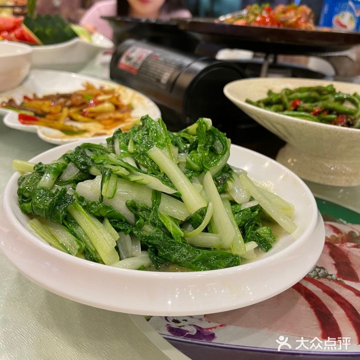 椿记烧鹅(叠彩店)清炒小白菜图片