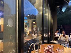 -星巴克(西藏路店)