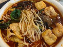 -水平有限螺蛳粉(宏达大厦店)