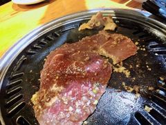 生拌牛肉-唯成•韩国炭火烤肉 유성고기