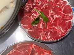 -鹿鸣山草本茶香火锅(园西路店)