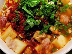 米肠面肺-天山醉美辣子鸡(文艺路店)