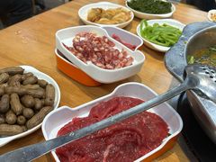 -乐山麻辣烫(翡翠森林花园店)