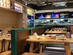 大堂-木屋烧烤(岗顶二店)