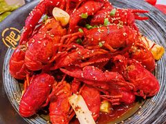 -肥肥虾庄·金牌油焖大虾(杨园滨江时代walk店)