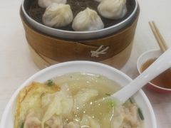 -珊珊小笼馆(仙霞路店)