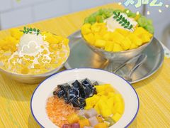 年糕豆乳芒果牛奶冰-豆豆冰室·地道招牌椰子冻(大良店)