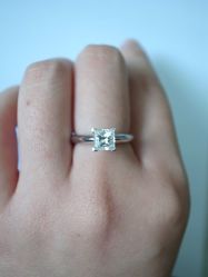 2-威德钻石-克拉钻大本营(南京东路店)