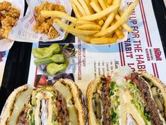 -The Habit Burger Grill 哈比特汉堡(复兴soho店)