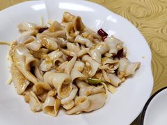 -崴海渔村(虹梅路店)