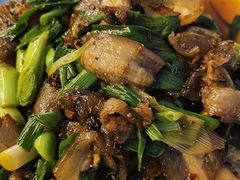绍皮回锅肉-柏合黄记豆腐皮饭店