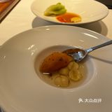 打卡东钱湖边的 远 餐厅