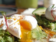 牛油果温泉蛋吐司-O'mills Sourdough Bakery&Bistro(永嘉路店)