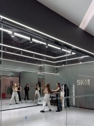 -5KM舞蹈街舞工作室