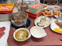-四囍码头海鲜烧烤自助火锅(外滩南京东路悦荟广场店)