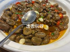 -头上红煨盐鸡·非遗院子餐厅