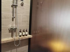 -苏州工业园区奥特莱斯亚朵酒店