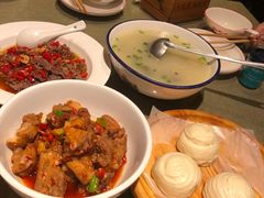 -老湖南民间菜·牛肉十八炒(花都店)