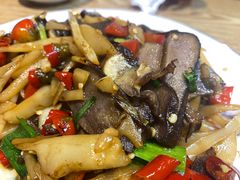 -牛八宝桂林米粉(八里庄店)