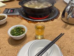 -濠轩阁特色生蚝火锅总店