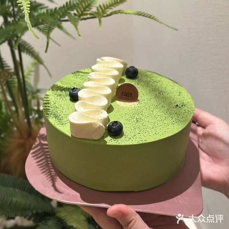 把春天的绿意捧在手心，生日仪式感拉满了！