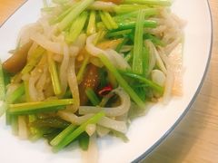 -钟记家菜(红专南路店)