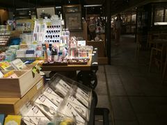 零售区-猫的天空之城概念书店(苏州诚品店)