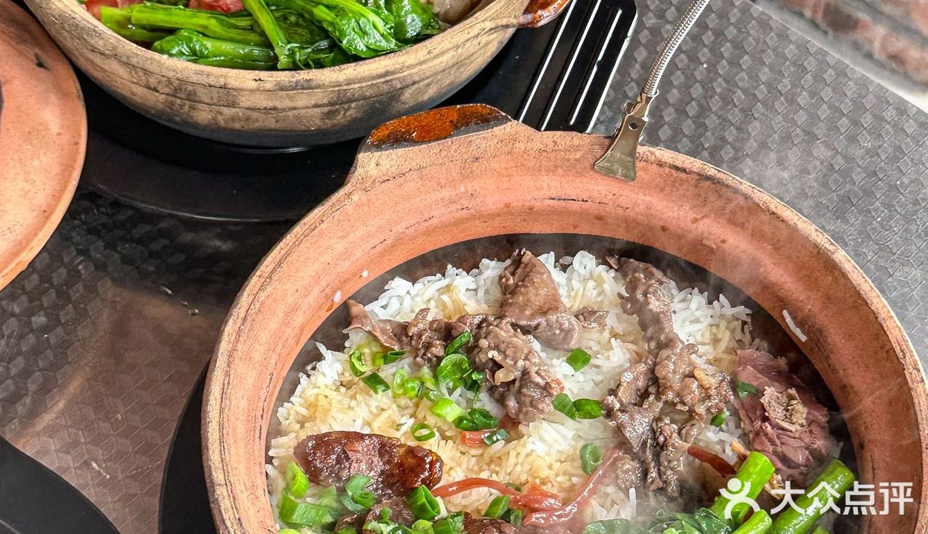 中山！柴火煲仔饭🍚排队吃…烟火气十足
