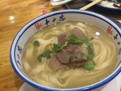 -十二忠手拉面(燎原街店)