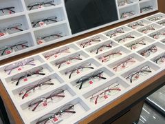 -MiRi明润眼镜·蔡司官方授权店(星光荟店)
