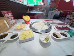 -浪里寻·臻牛养生牛肉火锅(方圆荟店)