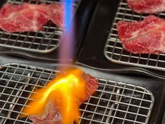 -铭牛烧肉·和牛海鲜自助(高新月牙湖店)