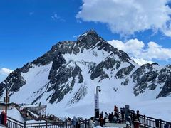 -玉龙雪山蓝月谷