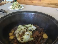 -三江鱼东北特色铁锅炖(骆驼店)