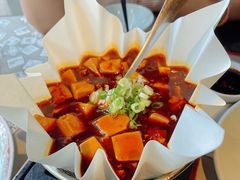 -穹六人间 people 6(岳阳路店)