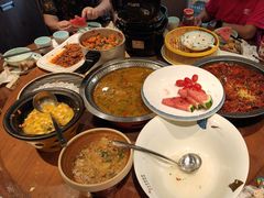 -有红鸡毛店·川菜(建设路店)