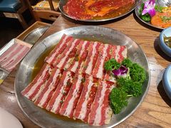 -明洞阿姨·韩式酱蟹烤肉·创意料理(三元桥店)