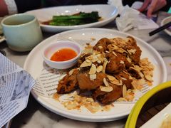 -蝴蝶里·粤菜·点心(滨江龙湖店)