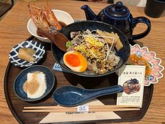 -啢啢茶寮(芳华横街店)