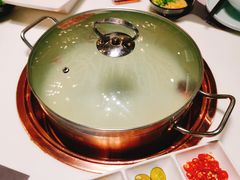 -洪氏嗨捞·猪肚鸡火锅(阳光天地店)