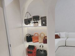-六六奢品·vintage中古·回收二手奢侈品包包手表首饰(环球港店)