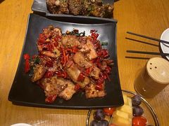 -隔壁老王·家常云南菜(花巷店)