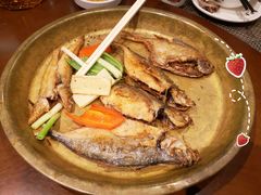 香煎杂鱼-香山家宴