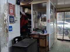 -煲煲香快餐(南京路店)