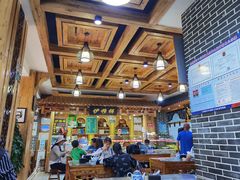 大堂-伊穆祥牛肉面总店·清真