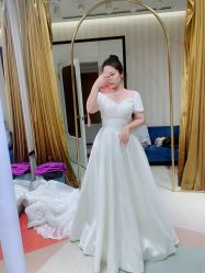-LA GRACE高端婚纱礼服定制馆