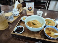 -蟹上黄·蟹黄面·江南糖水(人民广场店)