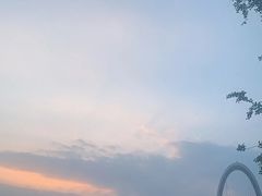 -南京眼步行桥